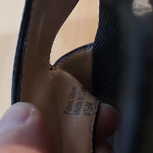 Betset Johnson women's size 8.5 wedge shoes - Picture 7 of 7